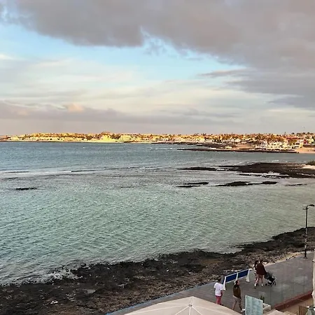 Corralejo Apartment 科拉雷侯
